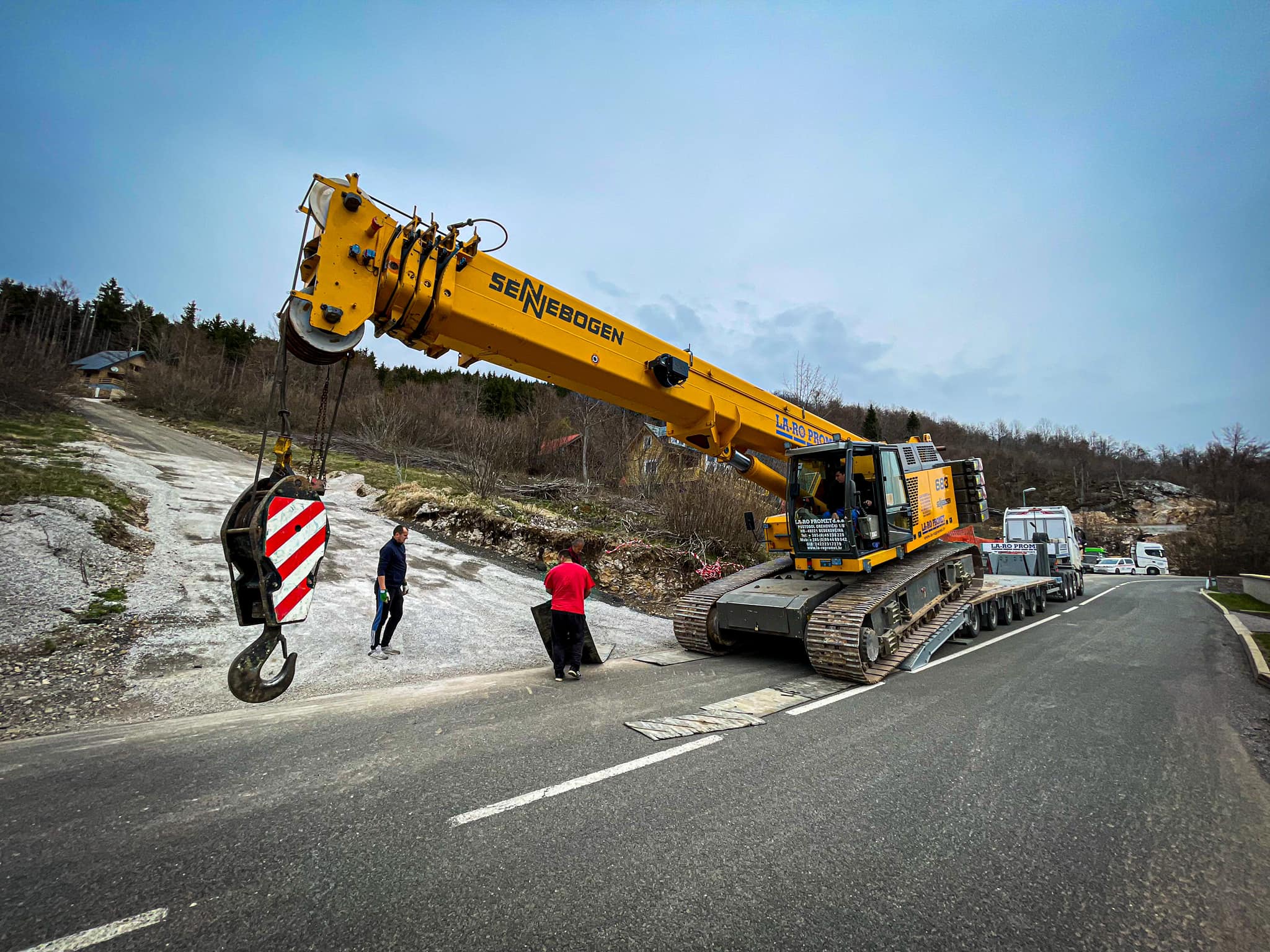 LA-RO PROMET - Galerija transporta teških tereta i logistike 02.jpg