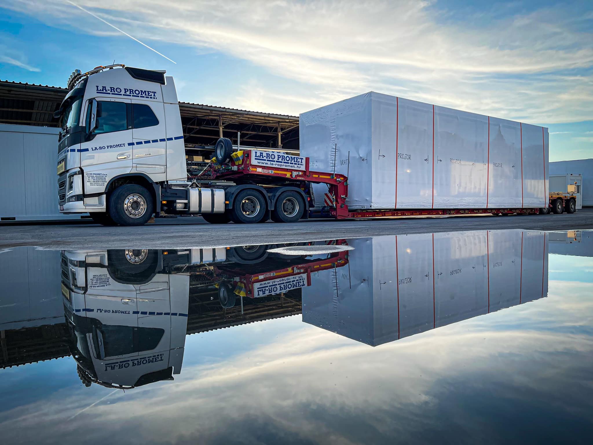 LA-RO PROMET - Galerija transporta teških tereta i logistike 03.jpg