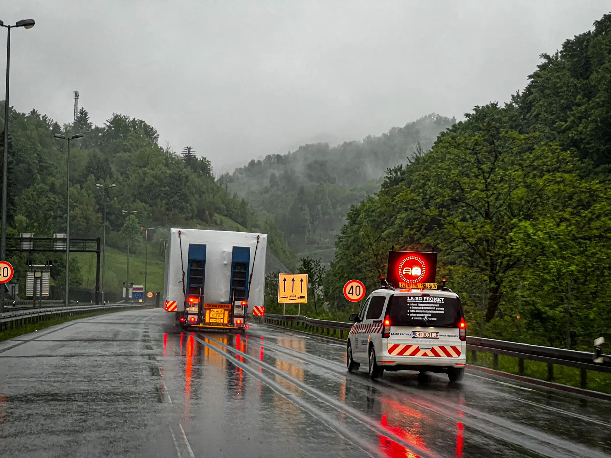 LA-RO PROMET - Galerija transporta teških tereta i logistike 05.jpg